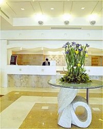   Holiday Inn Athens-Attica Avenue Hotel 5*