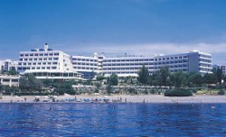   Mediterranian Beach Hotel 4*