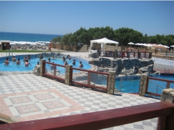   Costa Lindia Beach Resort 5*