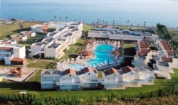   Zorbas Beach Hotel 4*