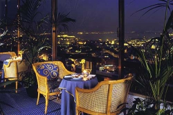   Sheraton Lisboa Hotel and Towers 5*