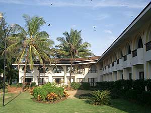   Holiday Inn Goa 4*