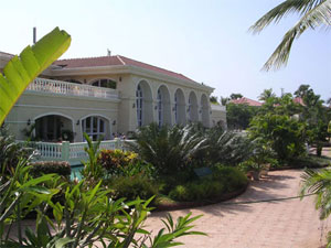   Radisson White Sands Resort 5*