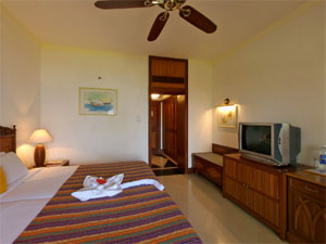   Fort Aguada Beach Resort 5*