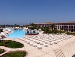   Royal Azur Resort 5*