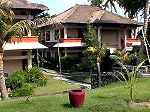   Intan Bali Village Hotel 4*