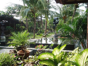   Padma Bali Hotel 4*