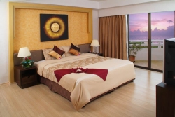   Nusa Playa Hotel & SPA 4*