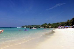  Surin Beach Resort 3*