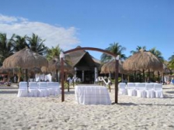   Sandos Caracol Beach Resort and Spa 5*