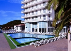   Sirenis Hotel Club Playa 3*