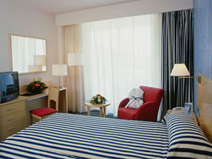   Tryp Port Cambrils 4*