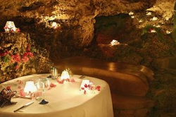   The Caves 5*