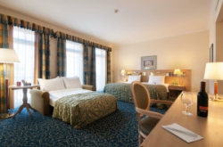   Crowne Plaza - The Pitter 4*