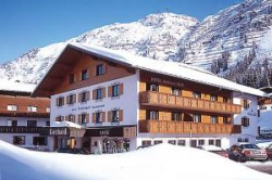   Central Hotel Gotthard 4*