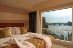   Plaza on the River - Club and Residence 4*
