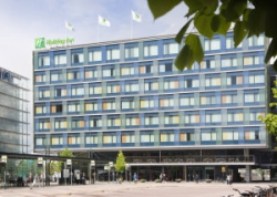   Holiday Inn Helsinki City Center 4*