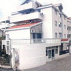  Vila Azzuro Hotel 5*