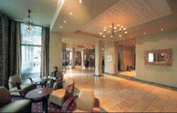   Clarion Hotel Admiral 4*